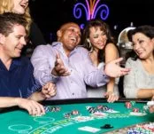 blackjack como se juega en una mesa de fiebredecasino