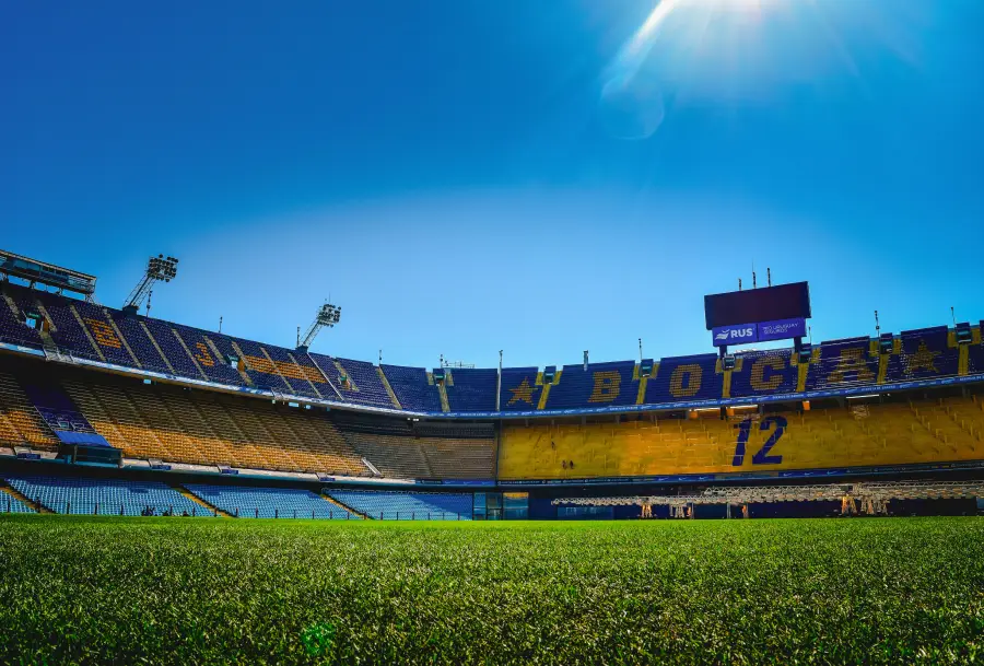 Los futbolistas del club argentino con el patrocinio de Betsson buscan crear conciencia sobre los hábitos de juego.