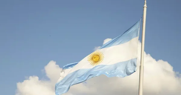 Argentina busca derogar la Ley N°10.793 sobre apuestas online en Córdoba.