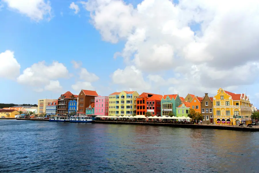Autoridad de Juego de Curaçao extiende licencias provisionales 2025